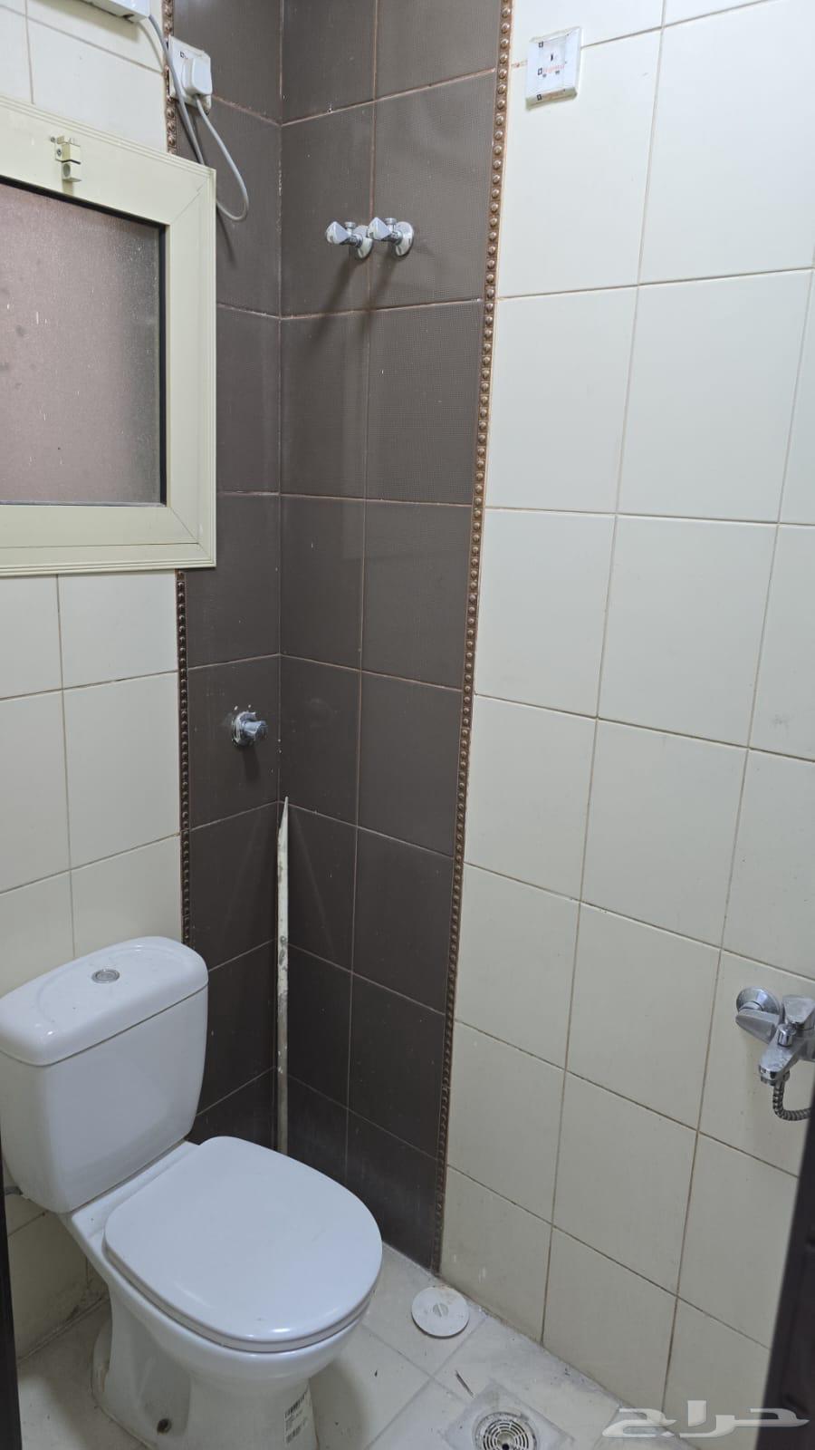 شقة 4 غرف في العوالي 3