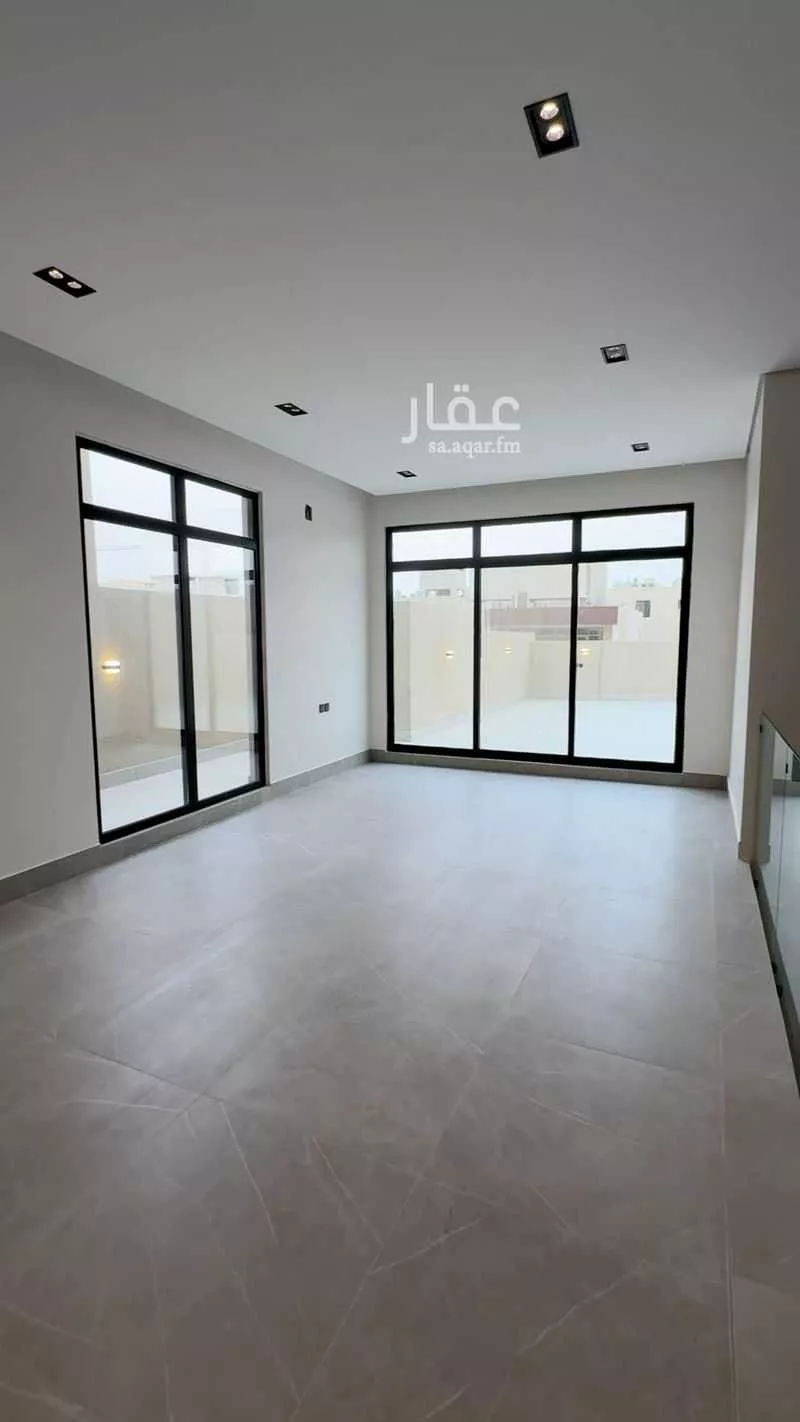 فيلا 5 غرف في النرجس 13