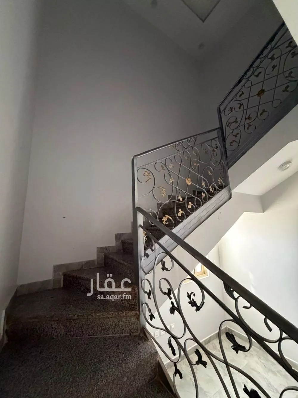 دور 3 غرف في النرجس 10