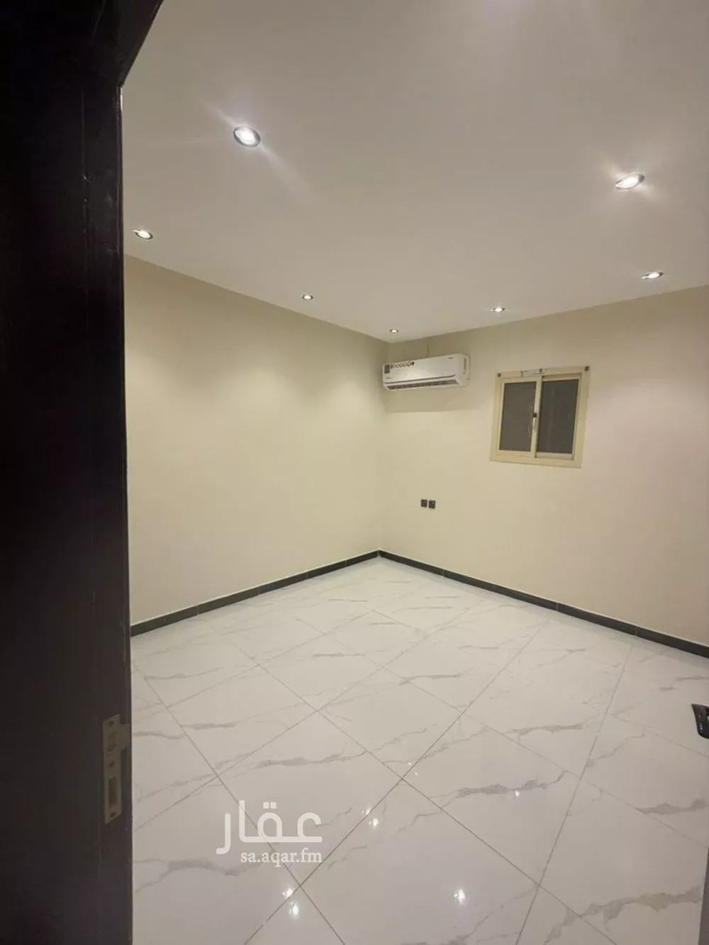 شقة 1 غرف في العليا 4