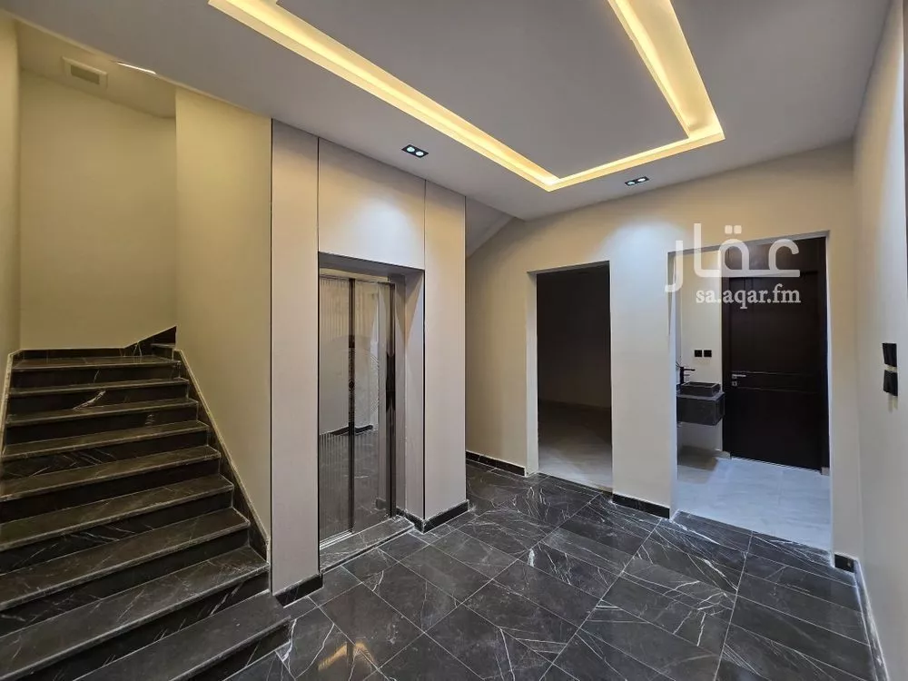 9 bedroom apartment in Al Kakiyyah 11