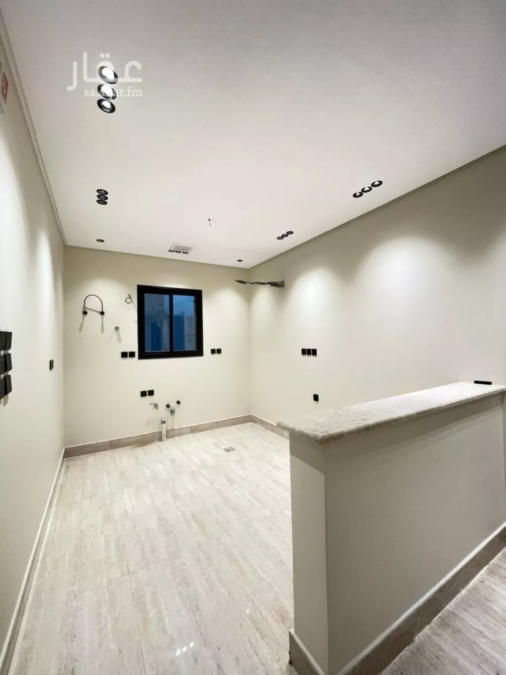 فيلا 10 غرف في الملك فهد 11