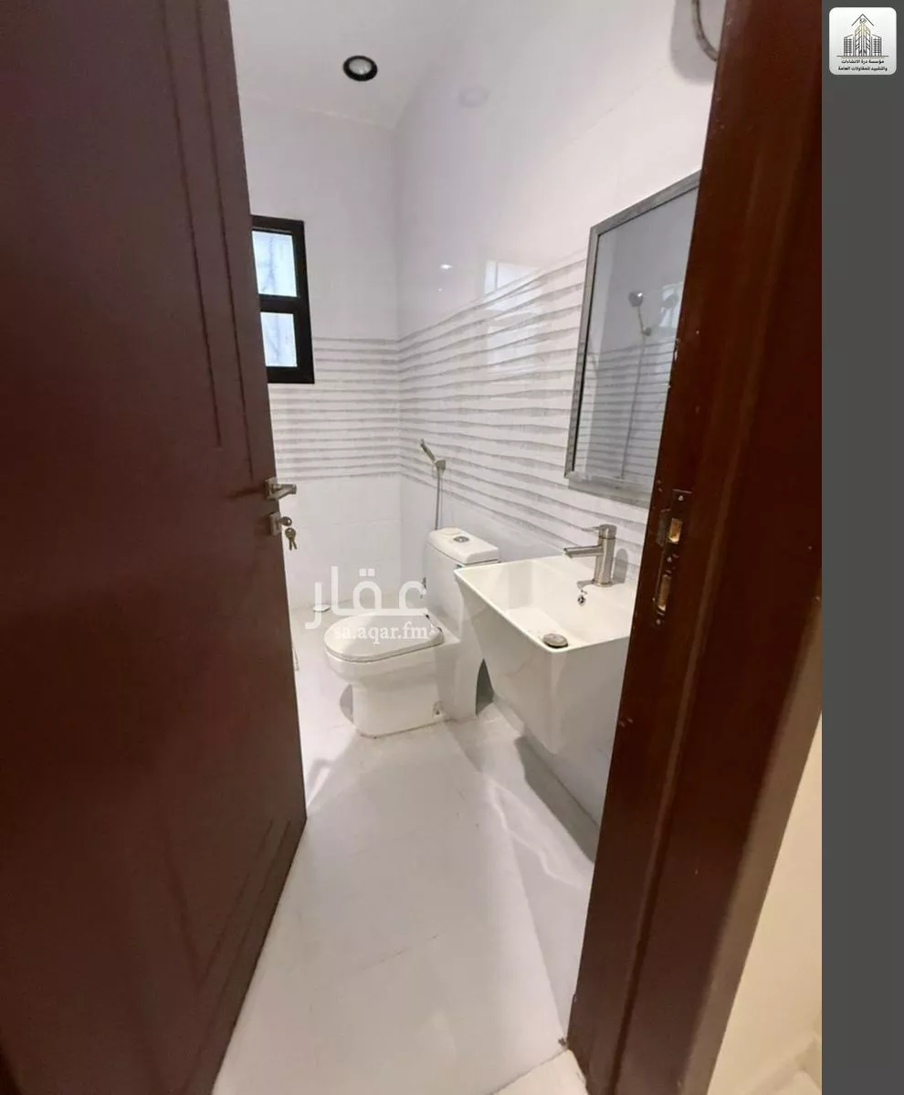 شقة 6 غرف في بدر 3