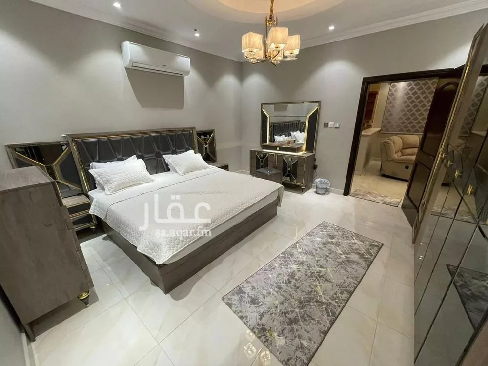 6 bedroom villa in Al Amwaj 7