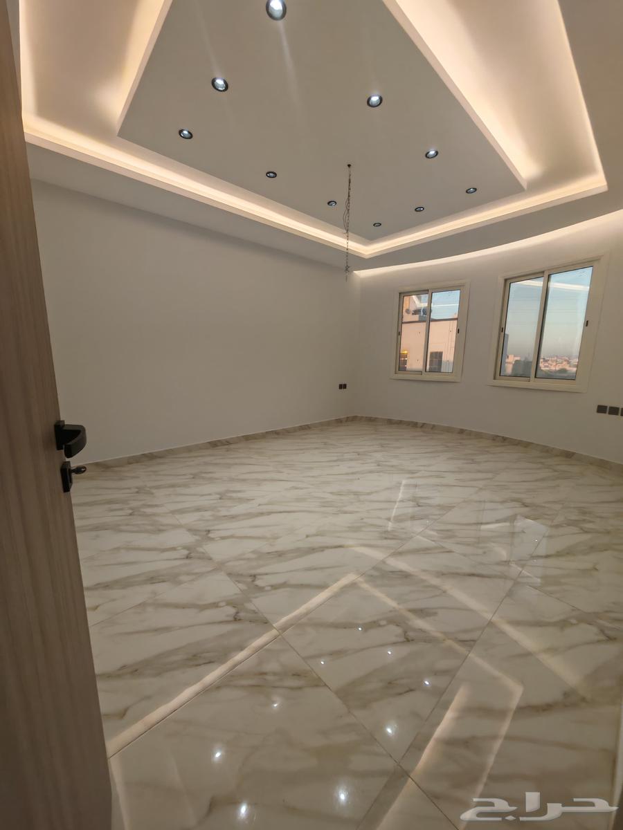 شقة 4 غرف في أبوبريقاء 4