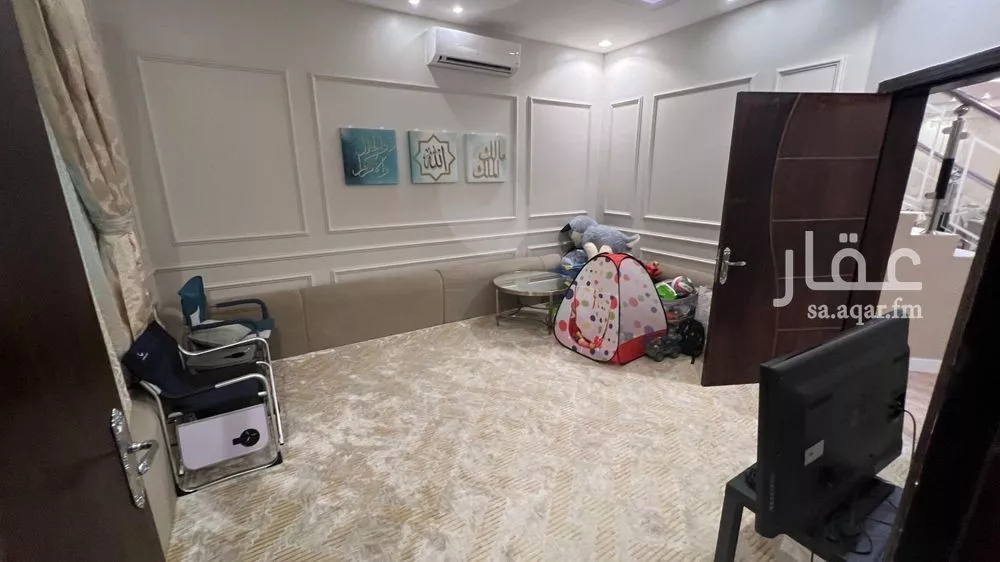 فيلا 6 غرف في العارض 6