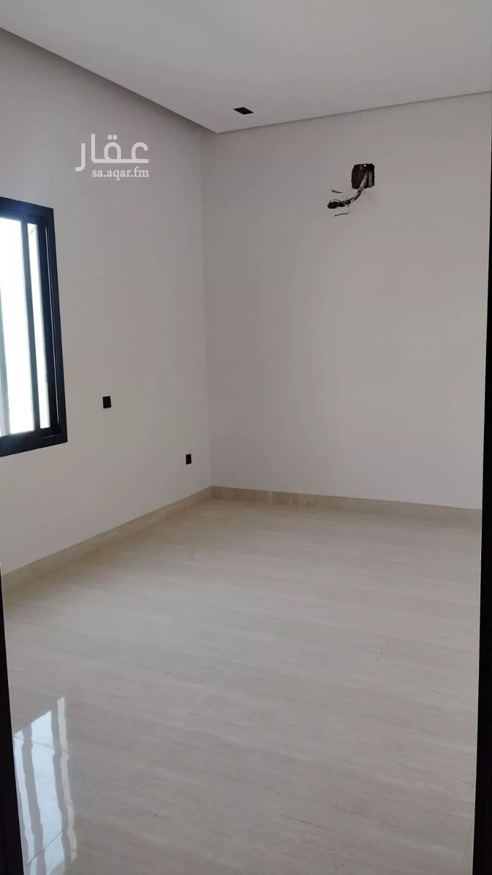 عمارة 1166 م² في النرجس 4