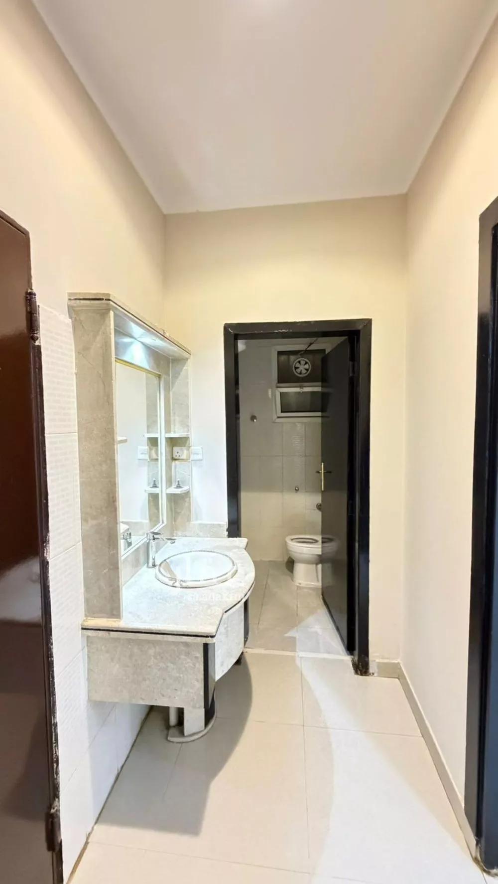 دور 3 غرف في المونسية 18