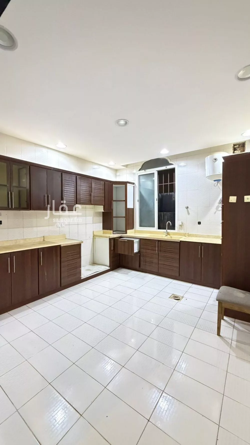 دور 3 غرف في المونسية 20