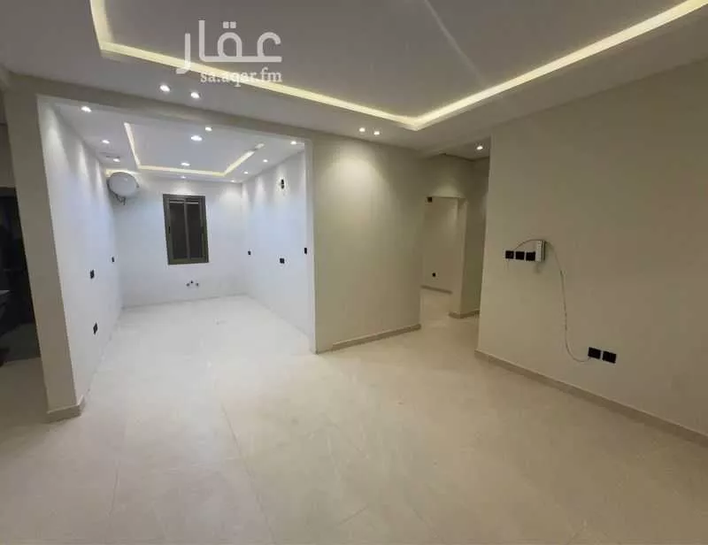 عمارة 891 م² في العارض 3