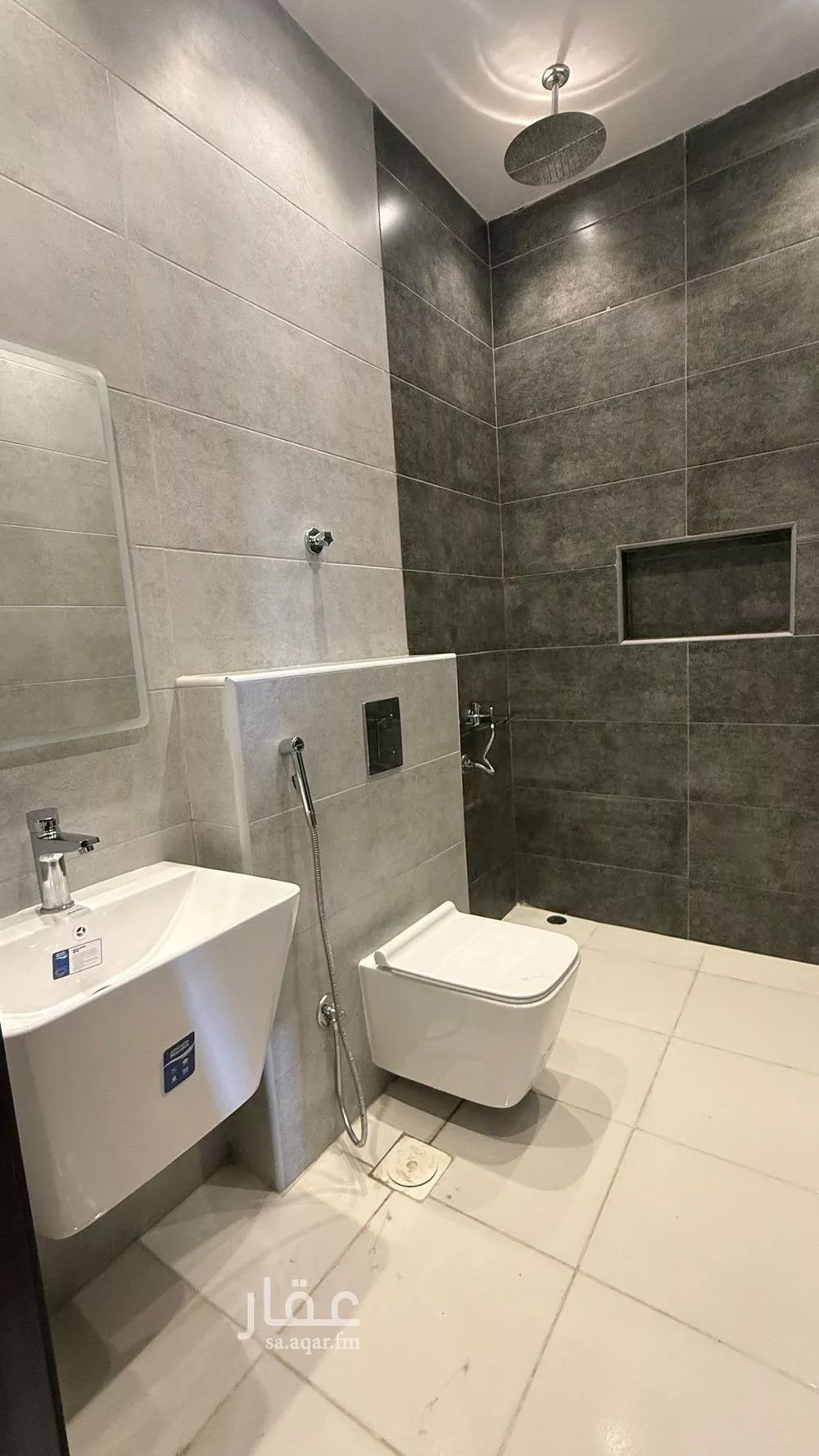 4 bedroom apartment in Al Manar 3