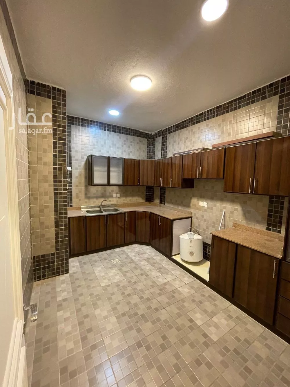 3 bedroom apartment in Al Aqiq 5