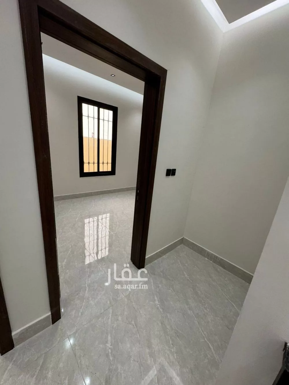 فيلا 4 غرف في طيبة 7