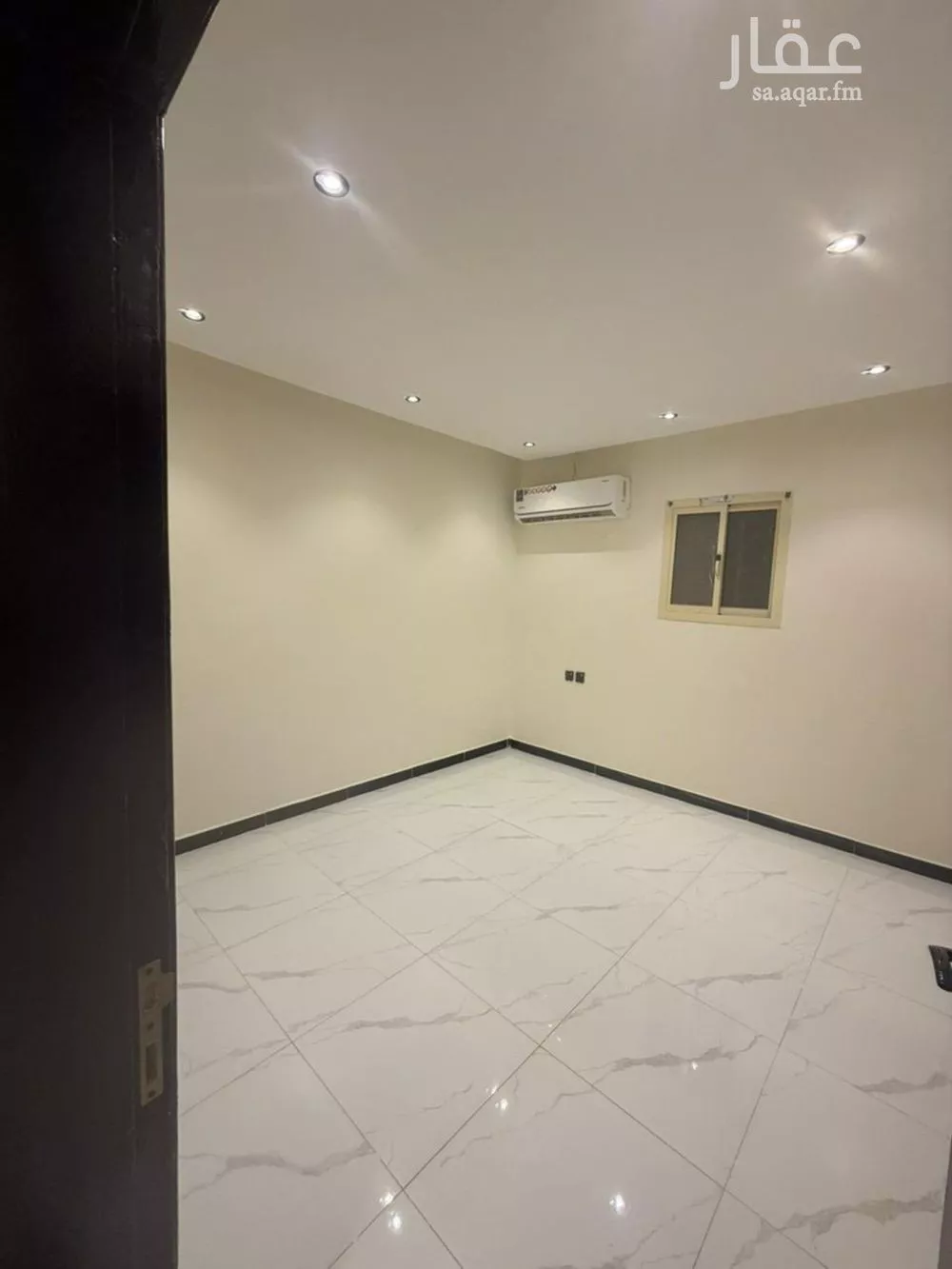 شقة 1 غرف في العقيق 3