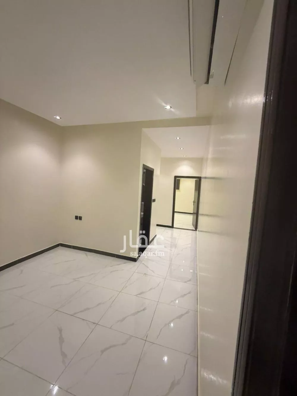 شقة 1 غرف في العقيق 4