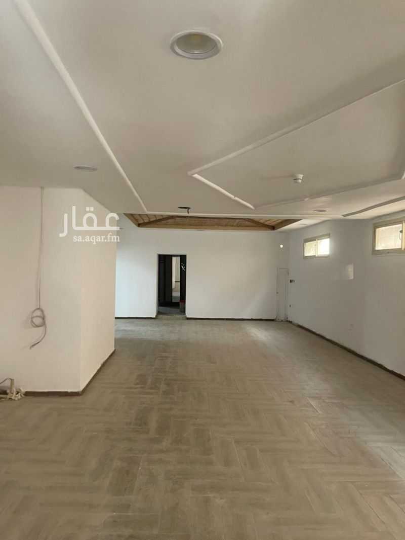 8 bedroom villa in Al Marwa, Jeddah 2