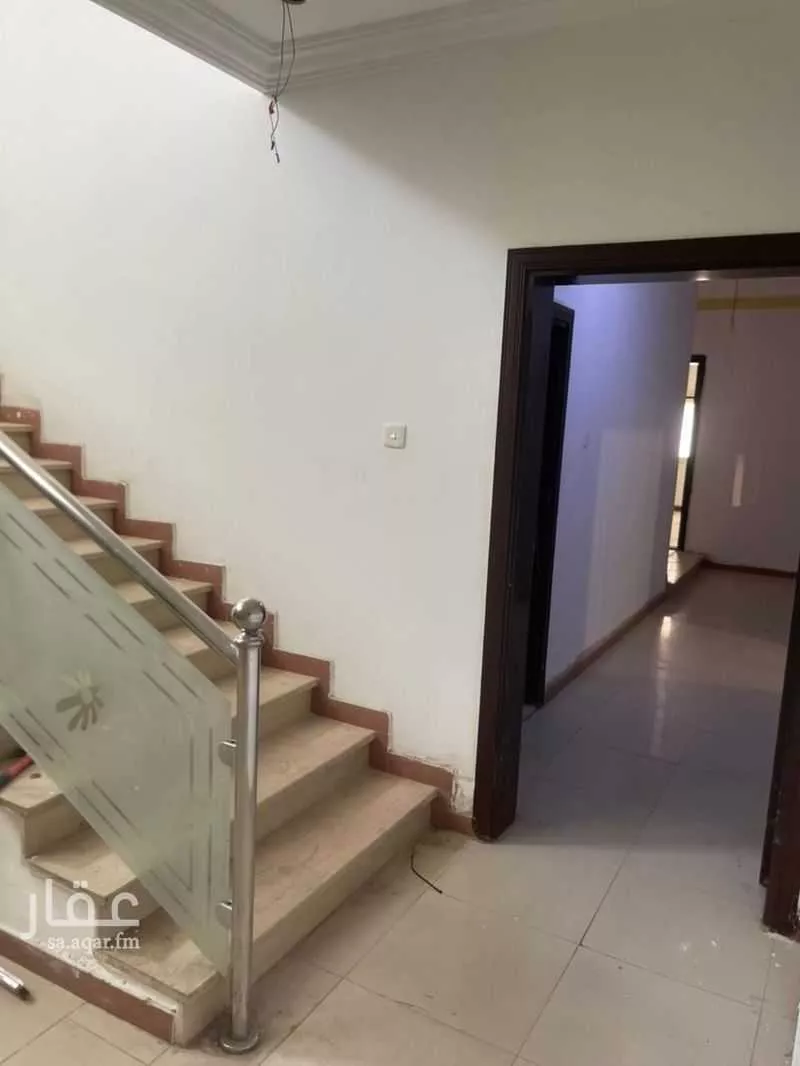 فيلا 8 غرف في المروة 5