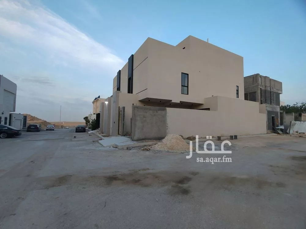 فيلا 4 غرف في النرجس 18