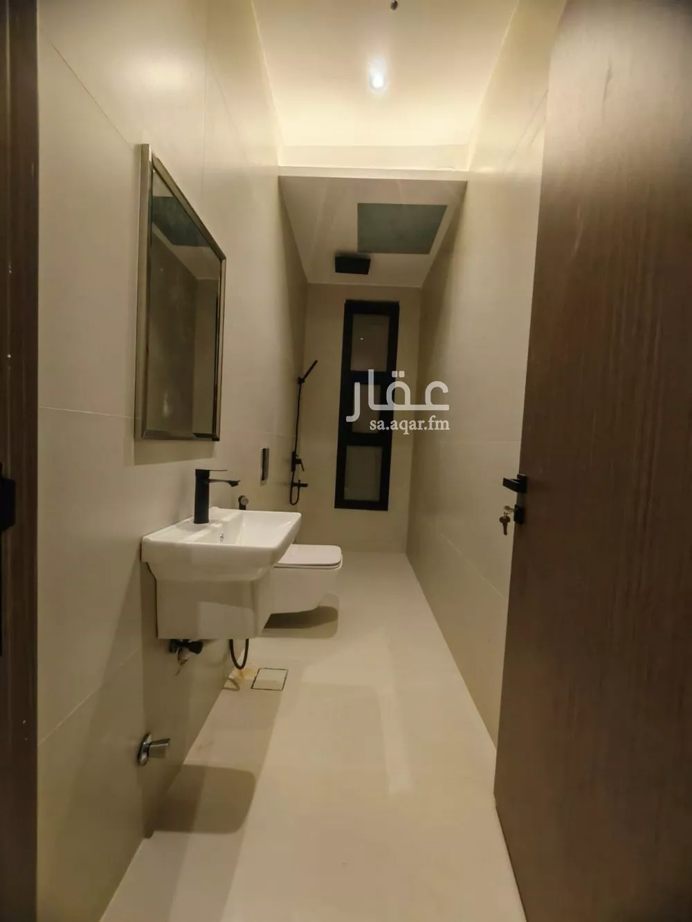 فيلا 4 غرف في العارض 11