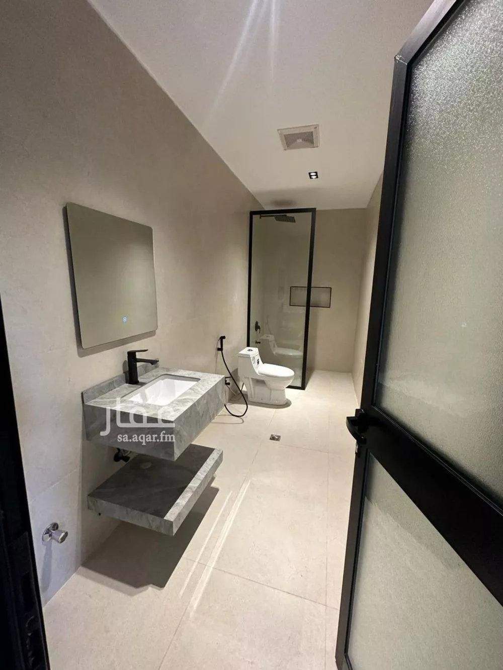 1 bedroom apartment in King Fahd 5