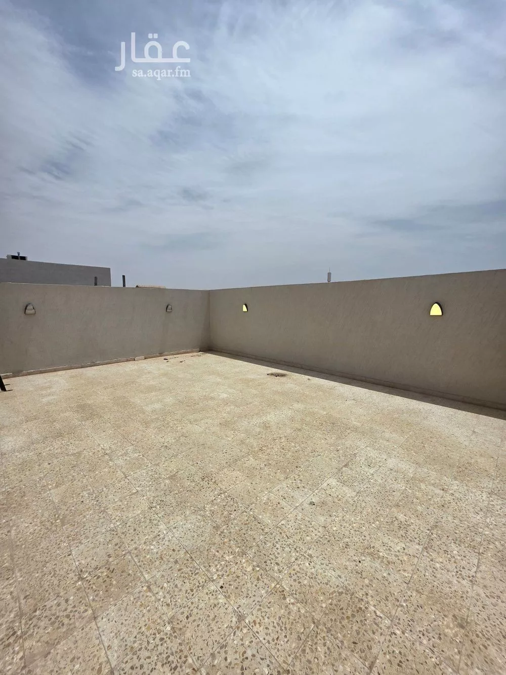 دور 4 غرف في المونسية 12