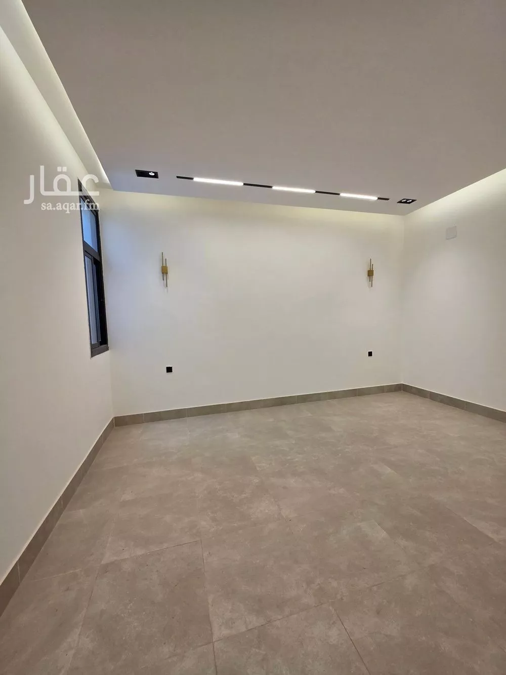 دور 4 غرف في المونسية 9