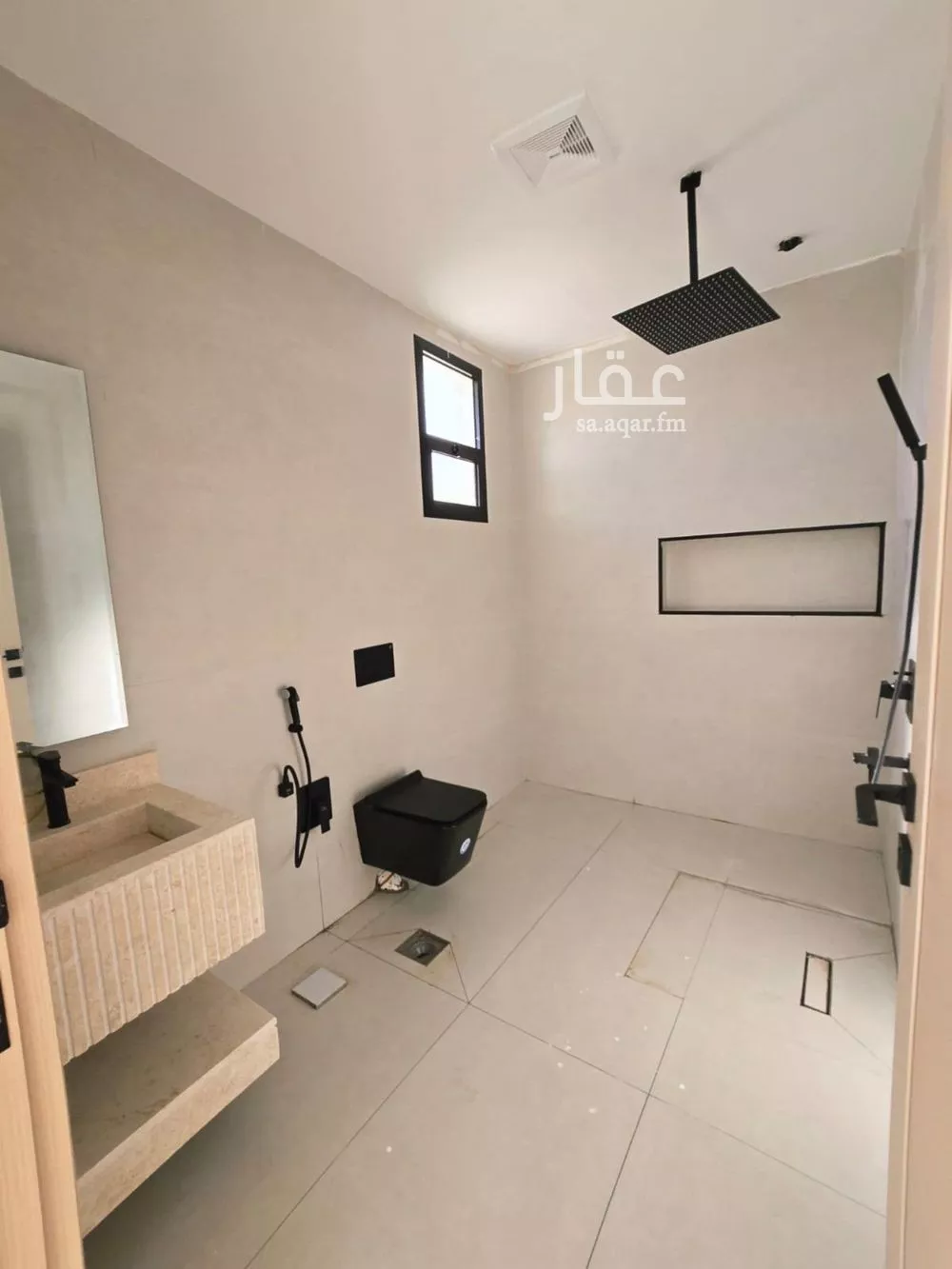 فيلا 6 غرف في النرجس 2