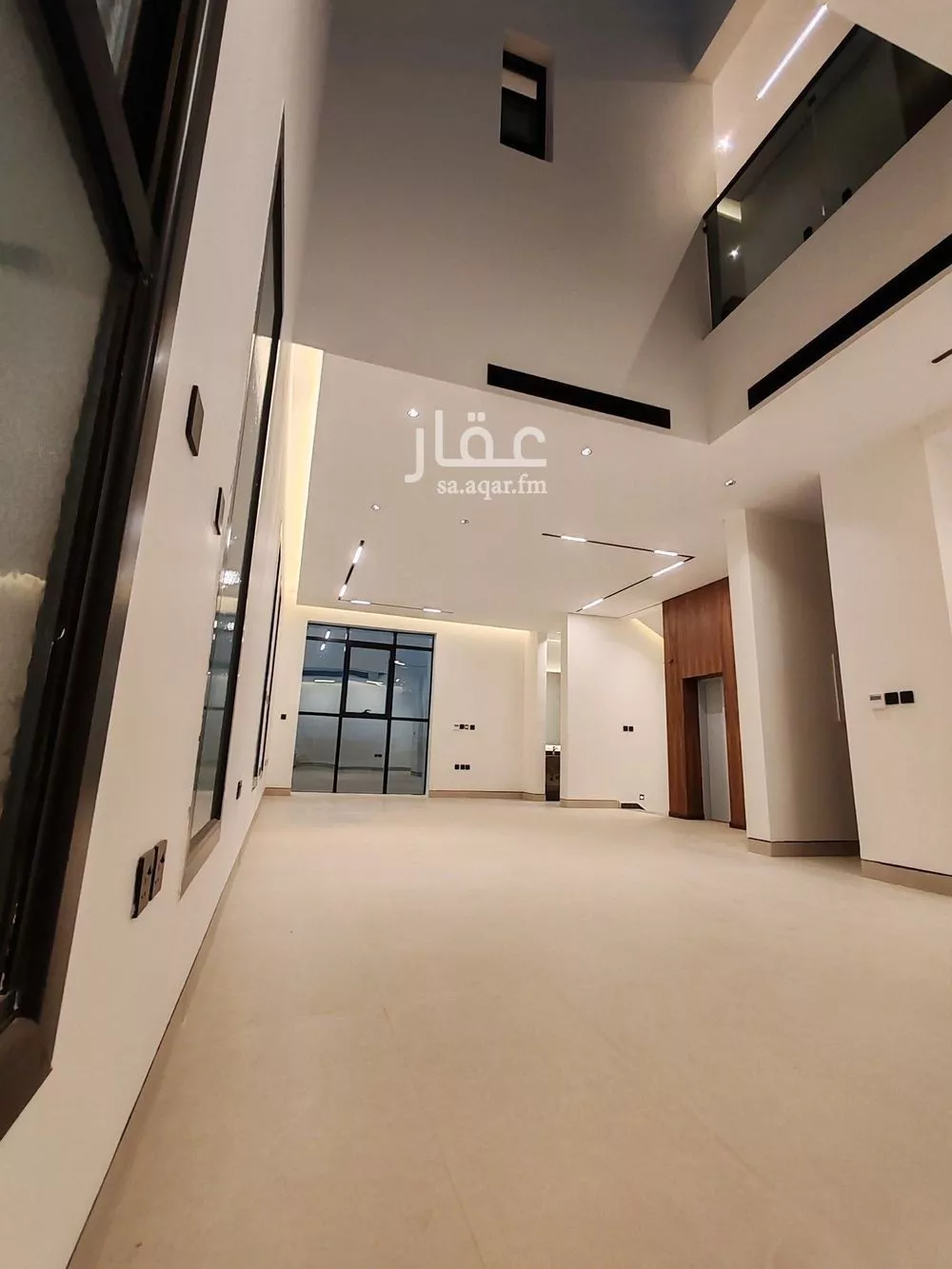 فيلا 3 غرف في العارض 9