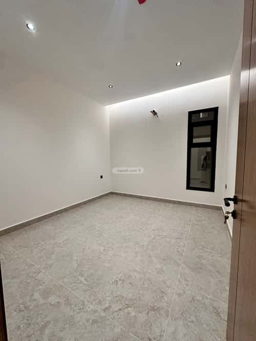 4 bedroom apartment in Al Rawdah 6
