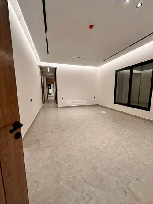 4 bedroom apartment in Al Rawdah 8