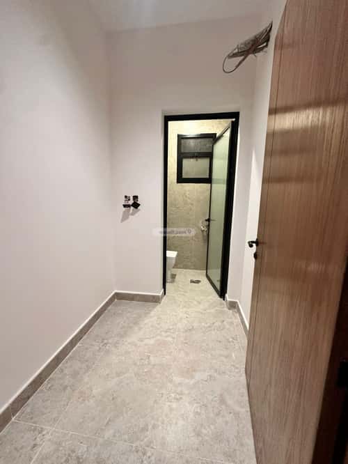 4 bedroom apartment in Al Rawdah 9