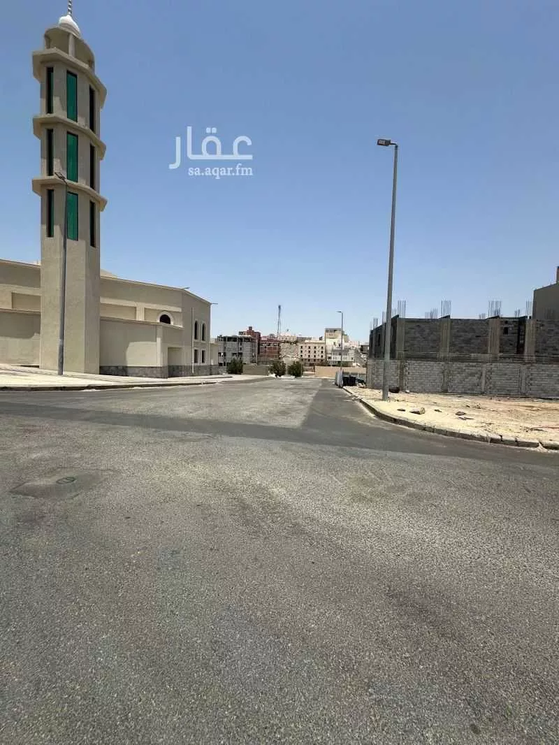 أرض 400 م² في البحيرات 2