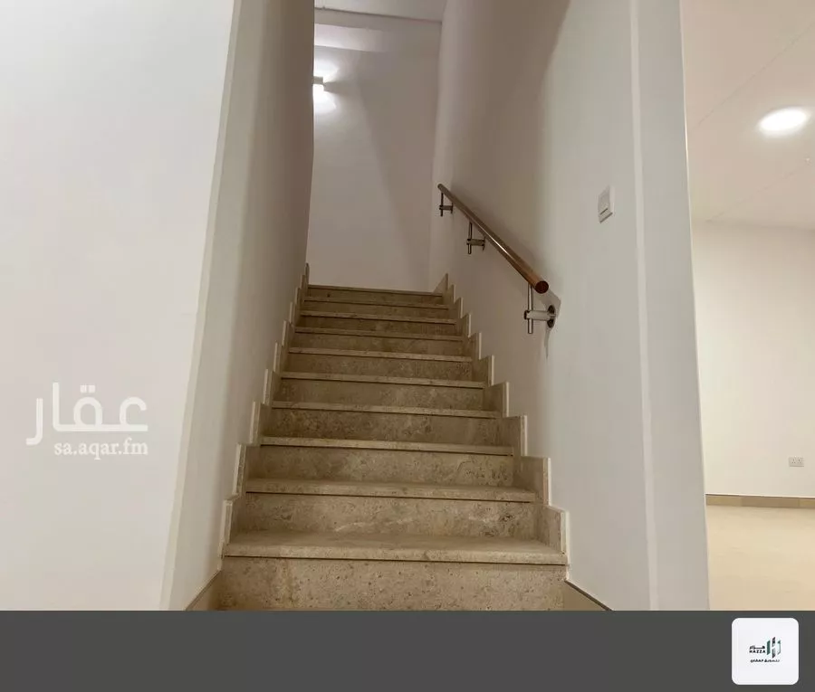 فيلا 5 غرف في سدرة 23