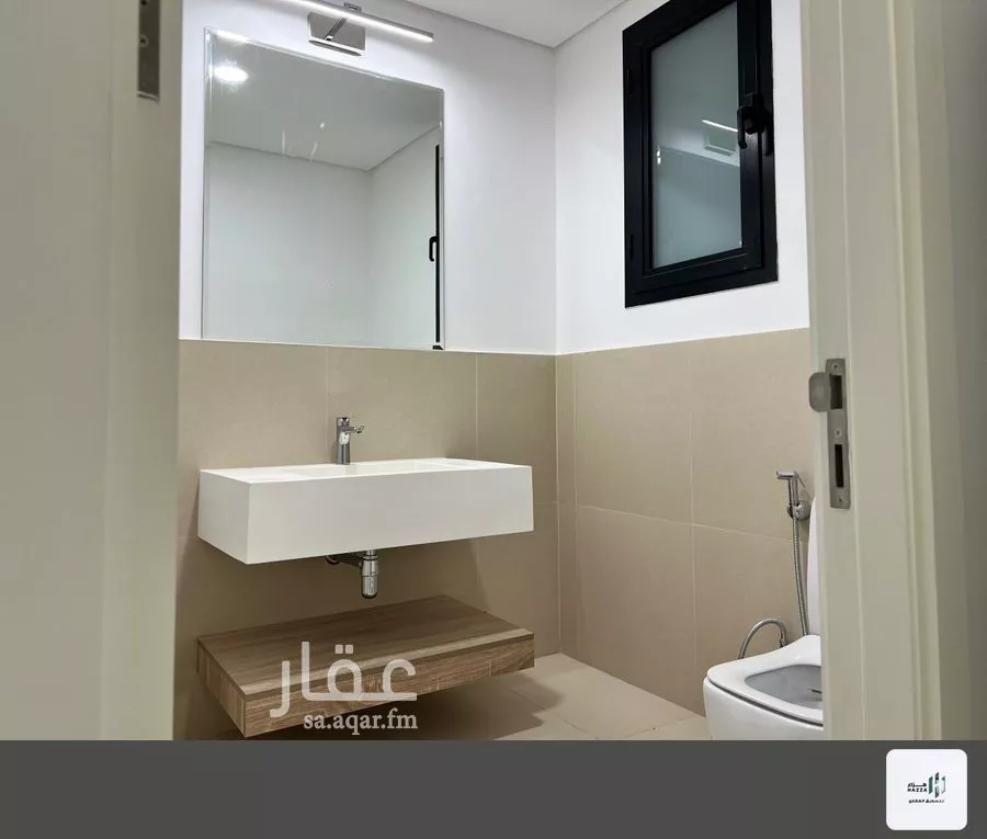 فيلا 5 غرف في سدرة 7