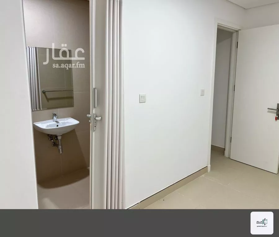 فيلا 5 غرف في سدرة 8