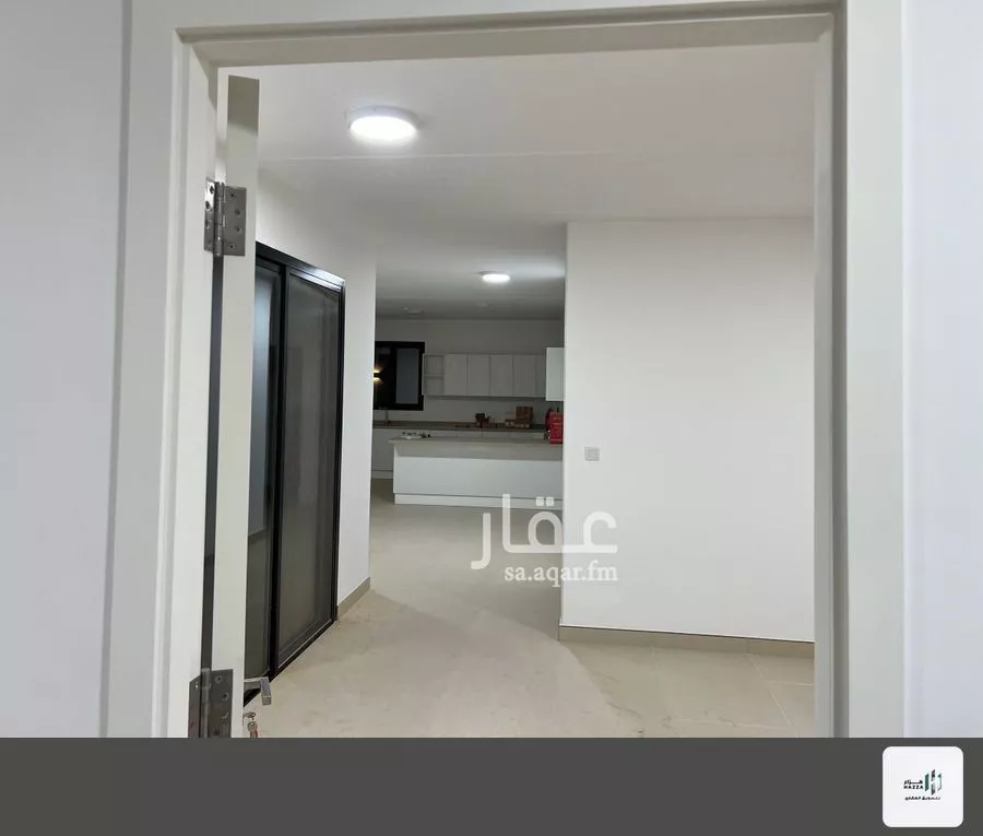 فيلا 5 غرف في سدرة 10