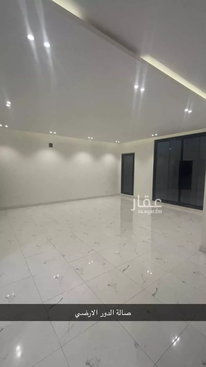 فيلا 7 غرف في العارض 3