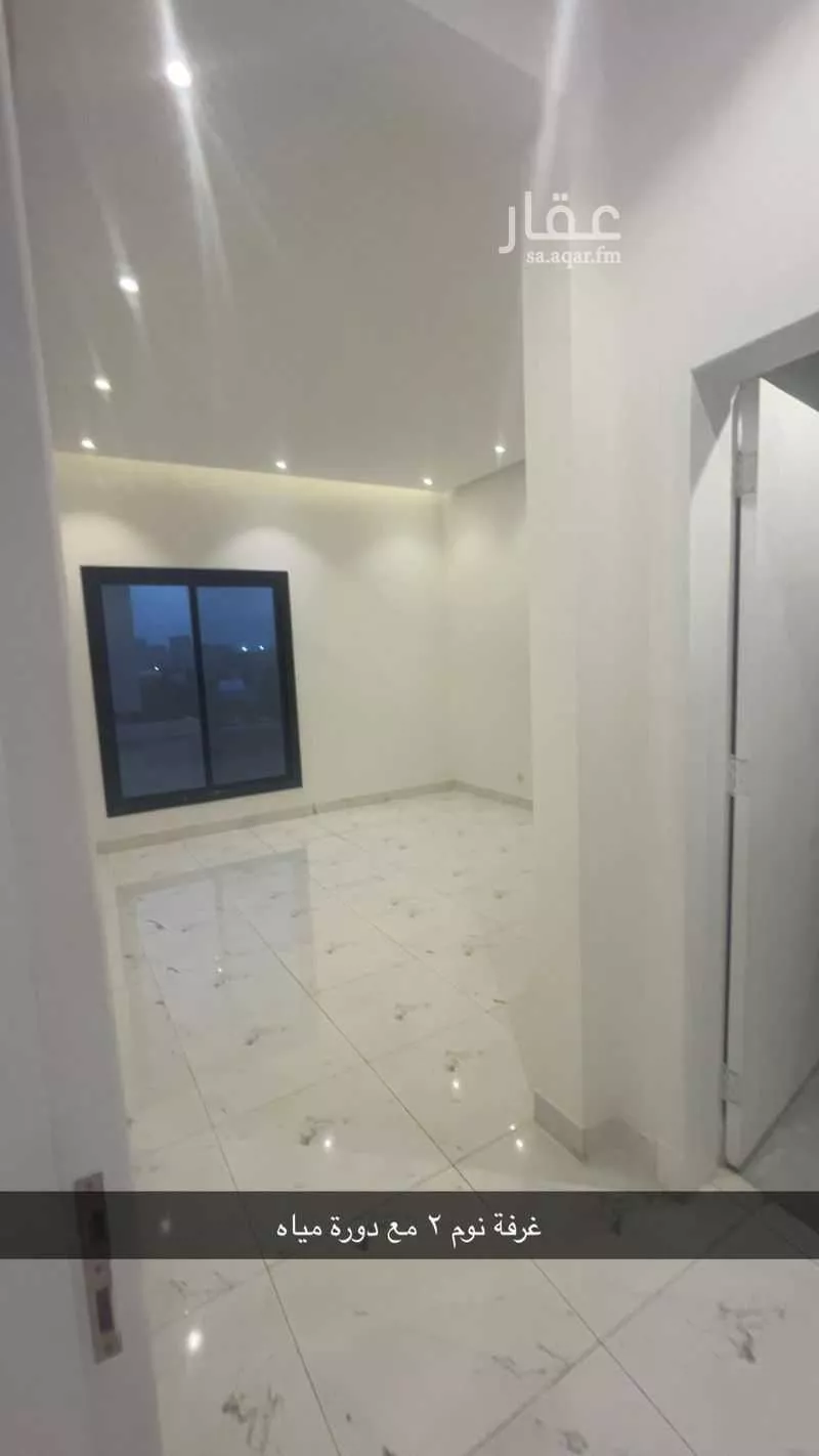 فيلا 7 غرف في العارض 9