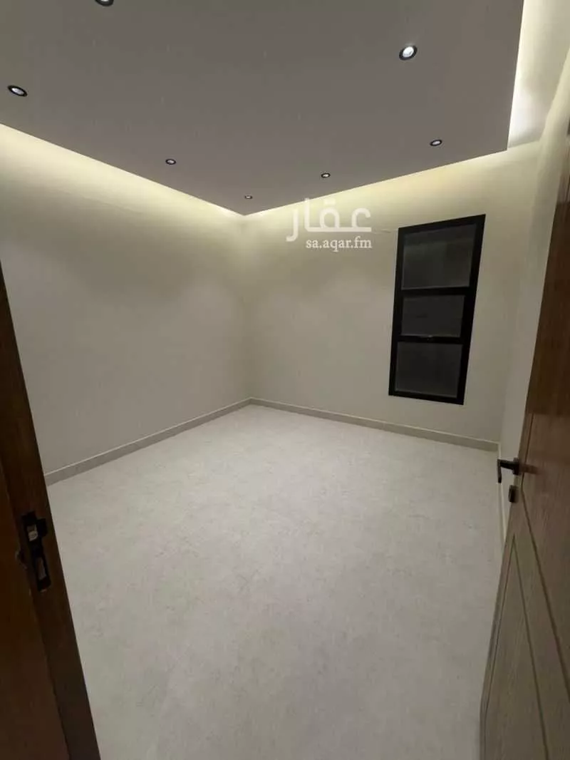 3 bedroom apartment in Al Rimal 6
