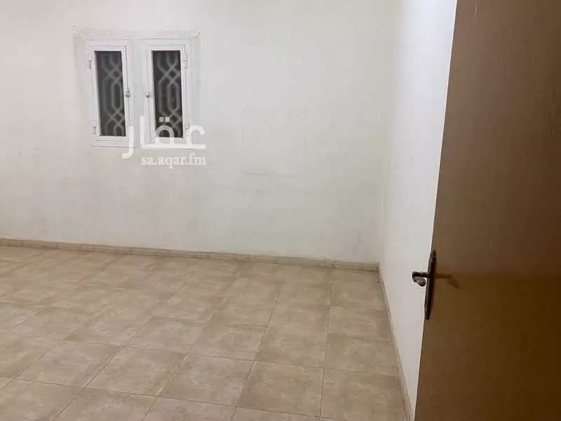 4 bedroom apartment in Al Zahrah 3