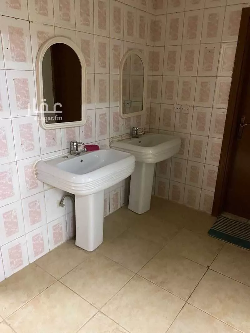 4 bedroom apartment in Al Zahrah 4