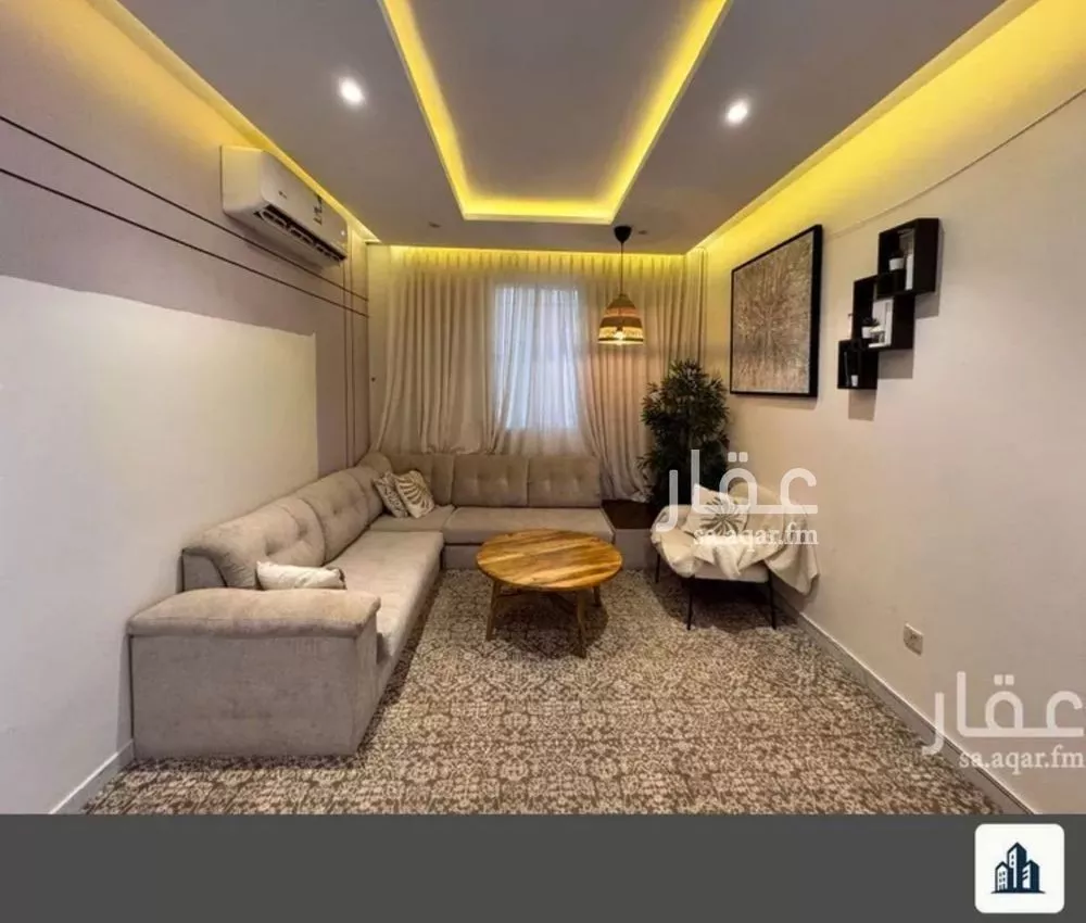 فيلا 6 غرف في الشرق 16