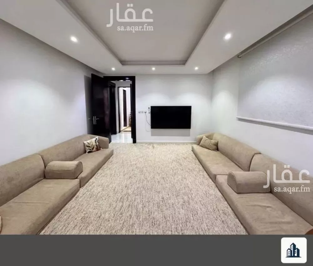 فيلا 6 غرف في الشرق 8