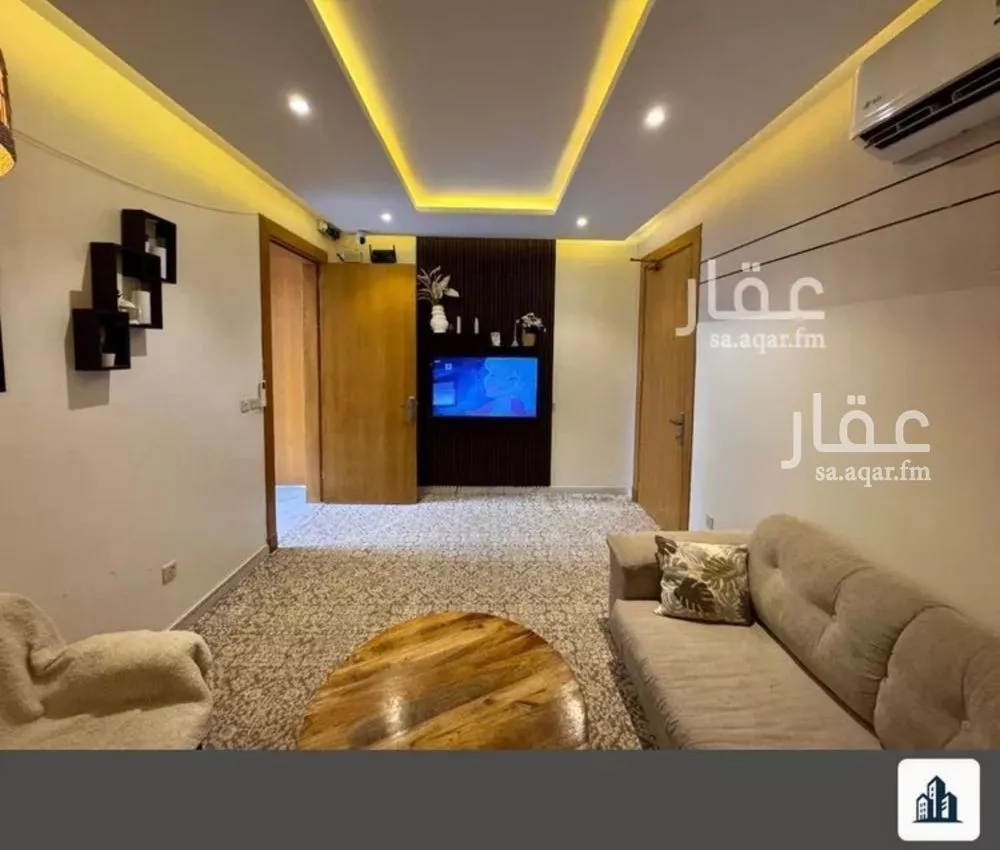 فيلا 6 غرف في الشرق 9