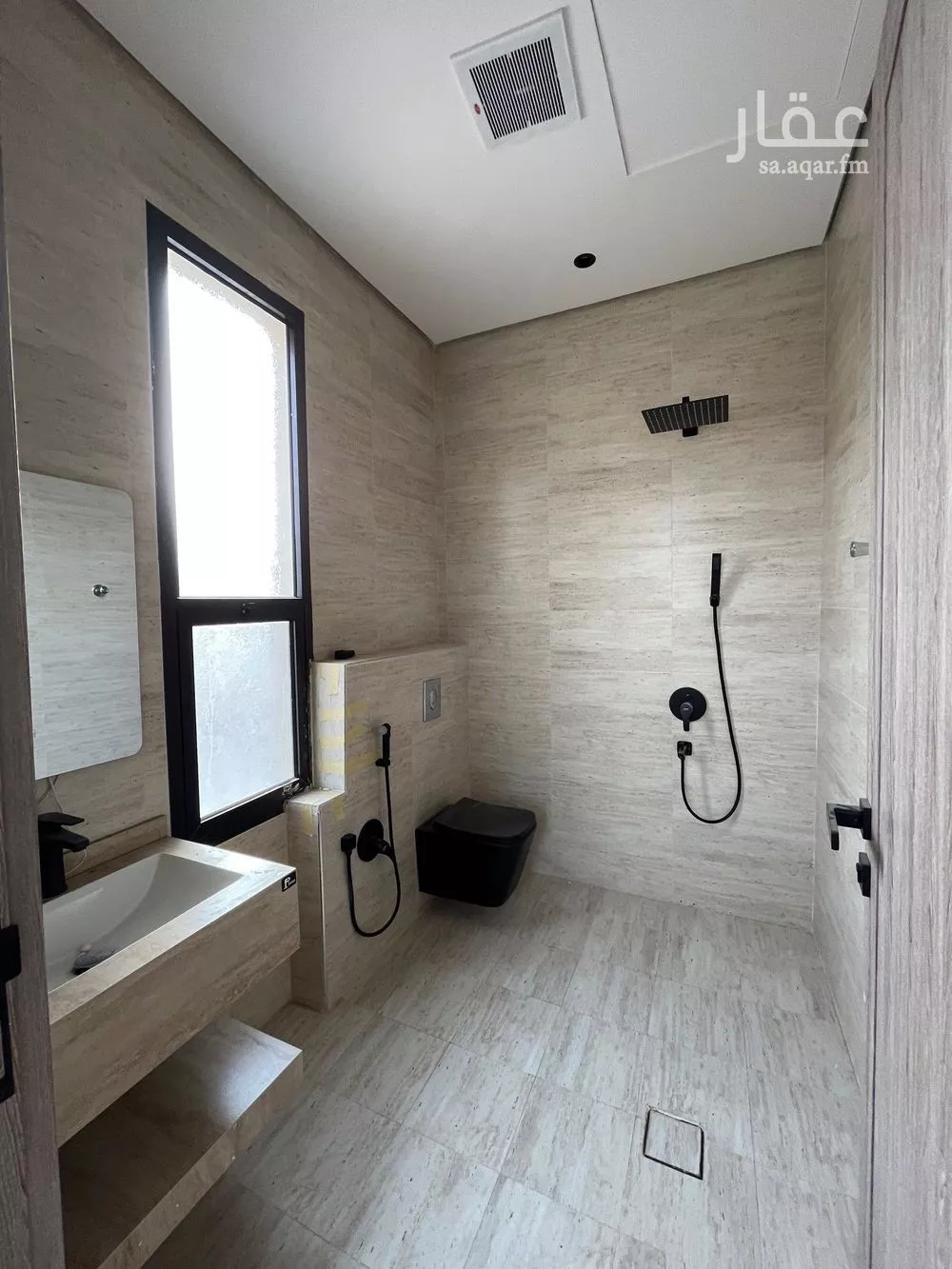 فيلا 5 غرف في المهدية 15