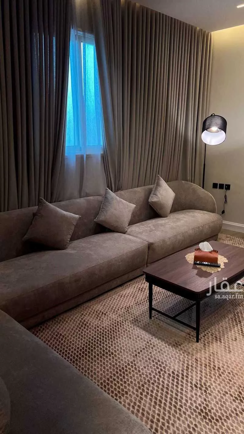 شقة 2 غرف في الملقا 5