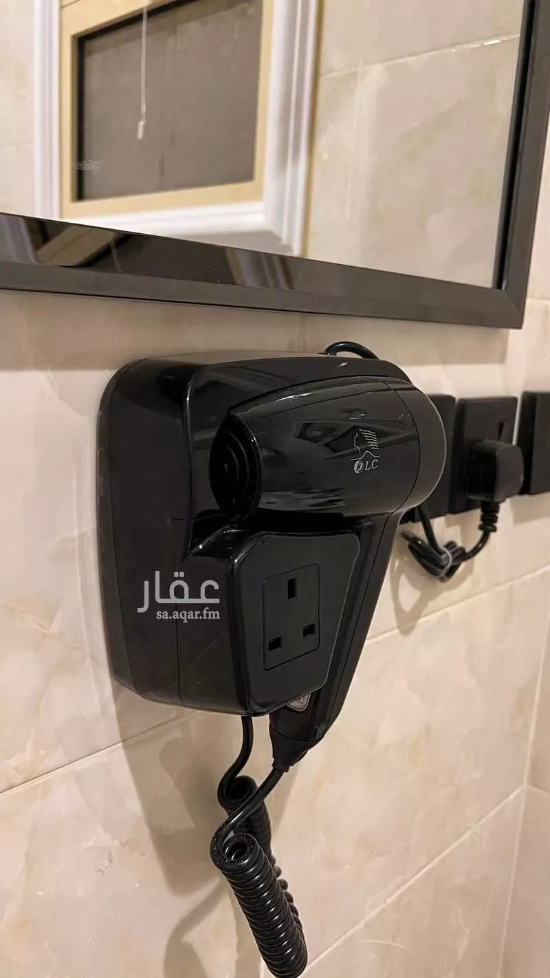 شقة 2 غرف في الملقا 6