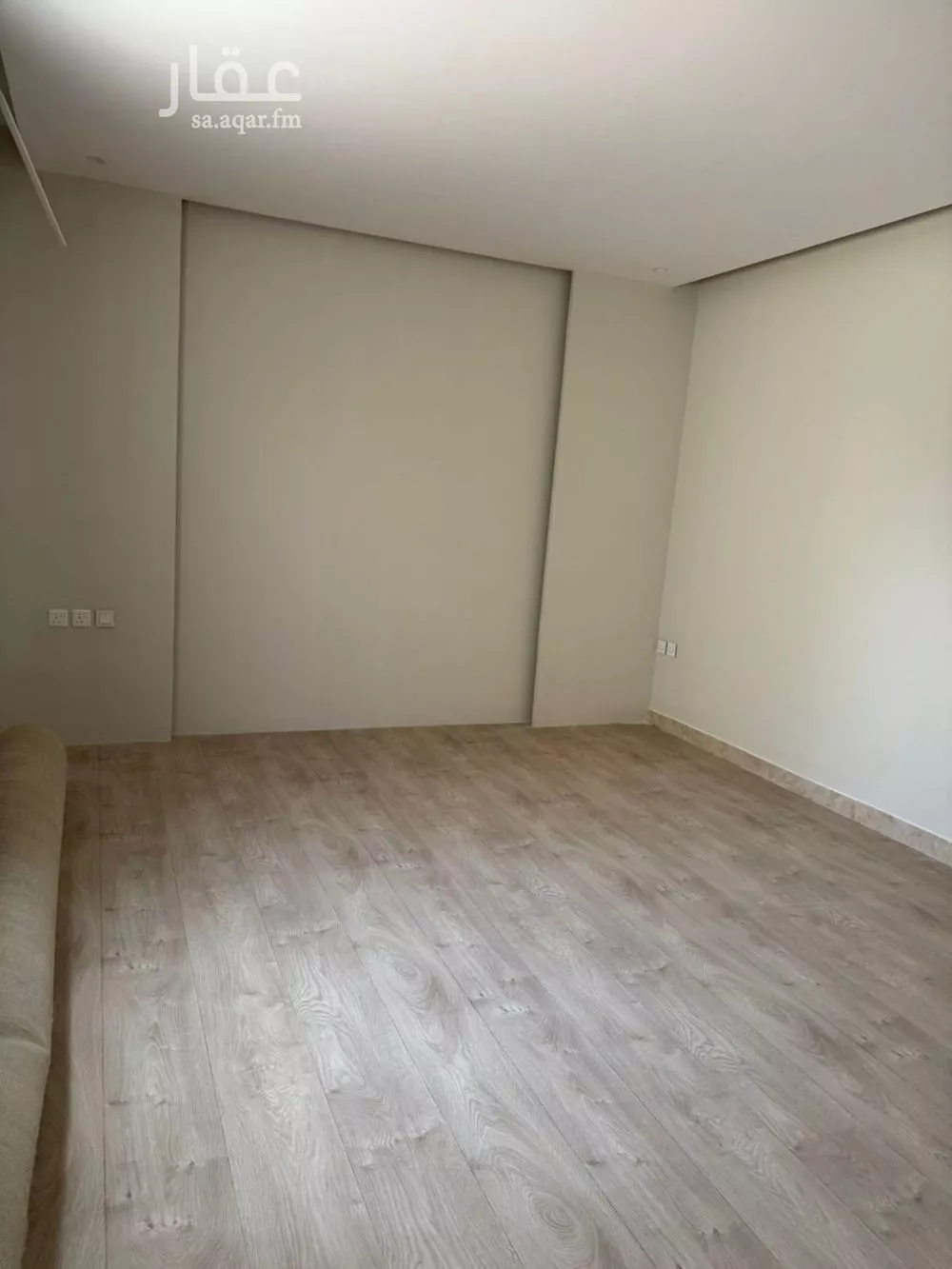 3 bedroom floor in Al Yasmin 3