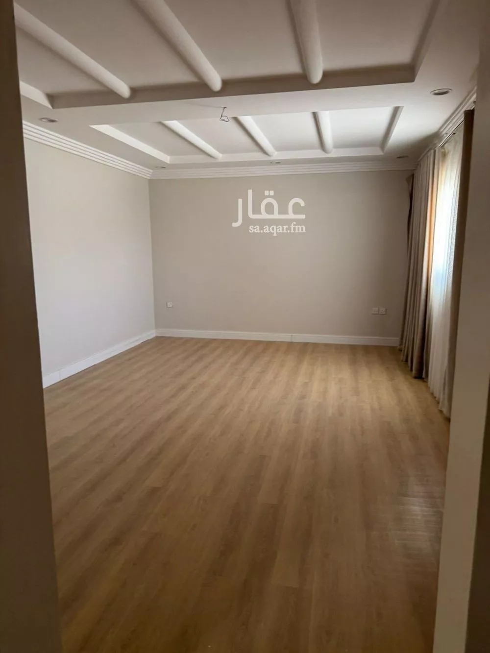 3 bedroom floor in Al Yasmin 5