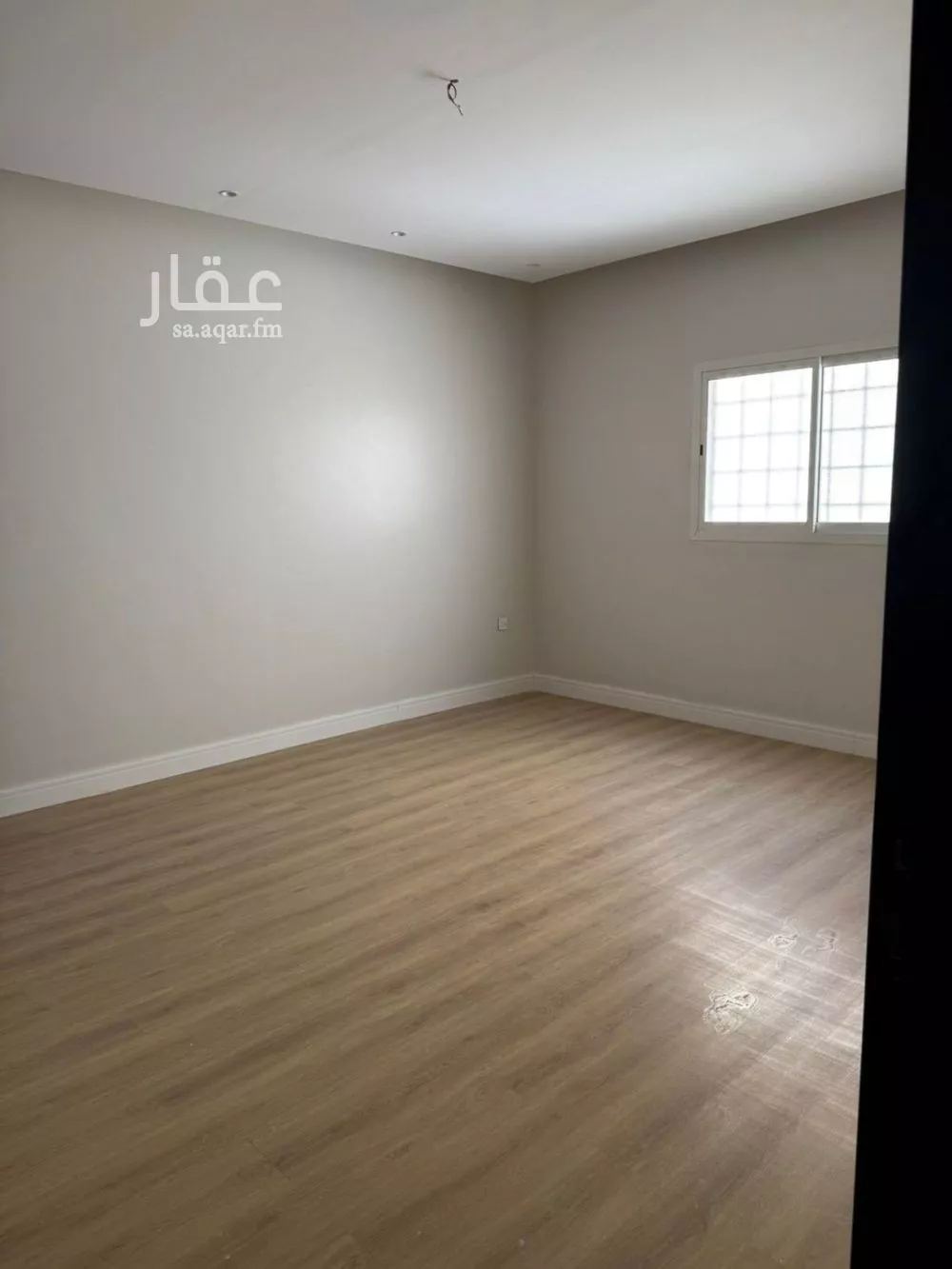 3 bedroom floor in Al Yasmin 6